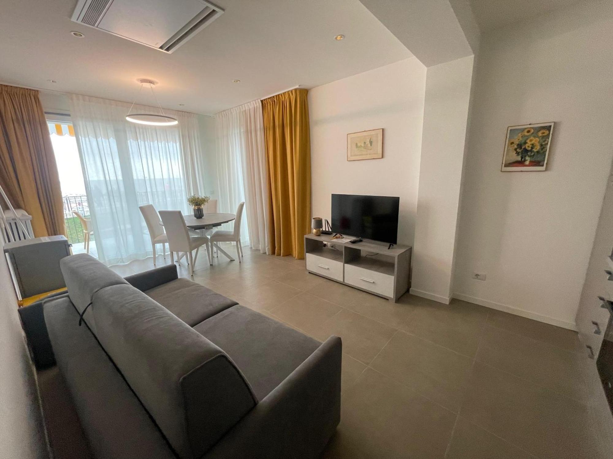 Nuovo Residence Serenissima Frontemare - Agenzia Cocal Caorle Eksteriør billede